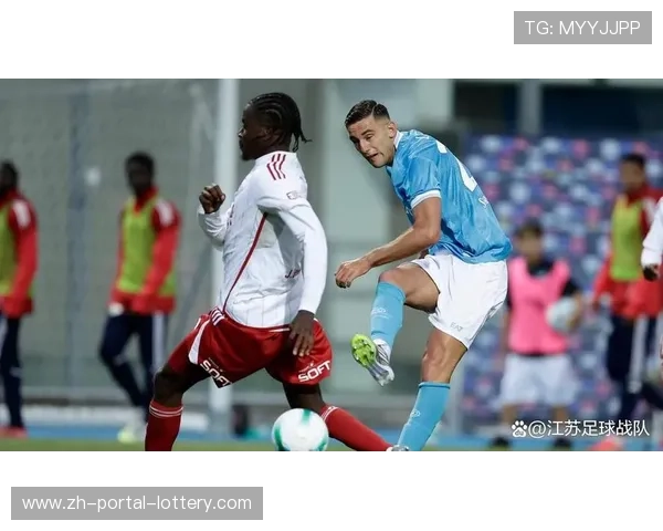 拉赫马尼比赛中受伤：那不勒斯再添关键伤员，后防线面临严峻考验